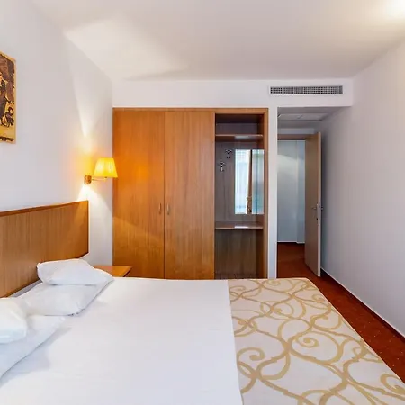 Hotel Cleopatra