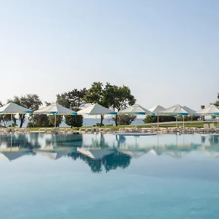 Cleopatra Hotel