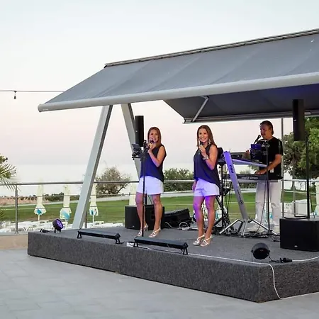 Cleopatra Hotel