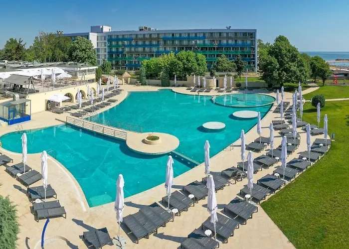 Hotel Cleopatra Saturn