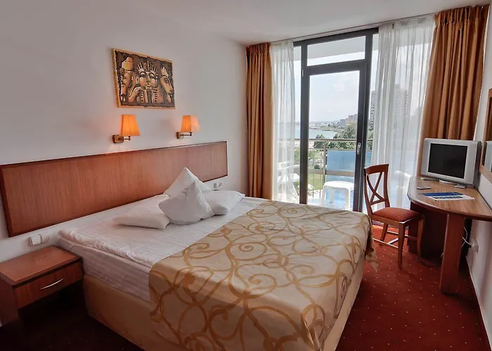 Hotel Cleopatra 4*