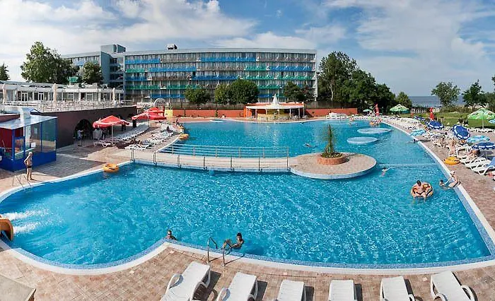 Hotel Cleopatra Saturn